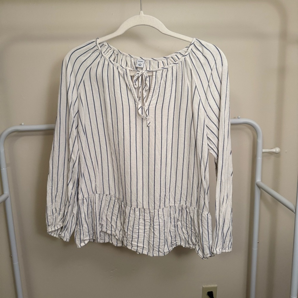 Old Navy White and Black Long Sleeve Tie Front Peplum Blouse